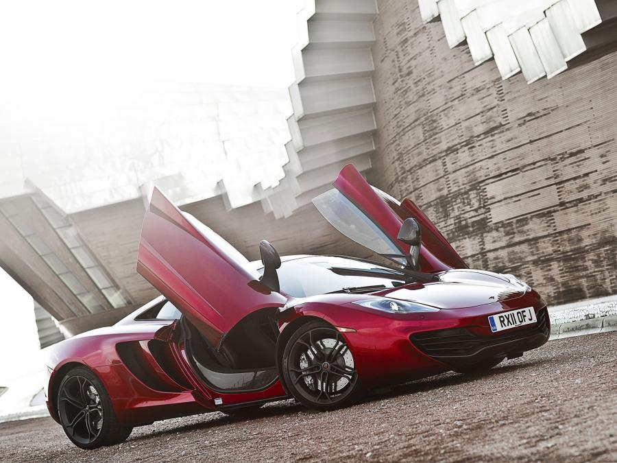  McLaren MP4-12C 2009 года  (фото 265 из 268)